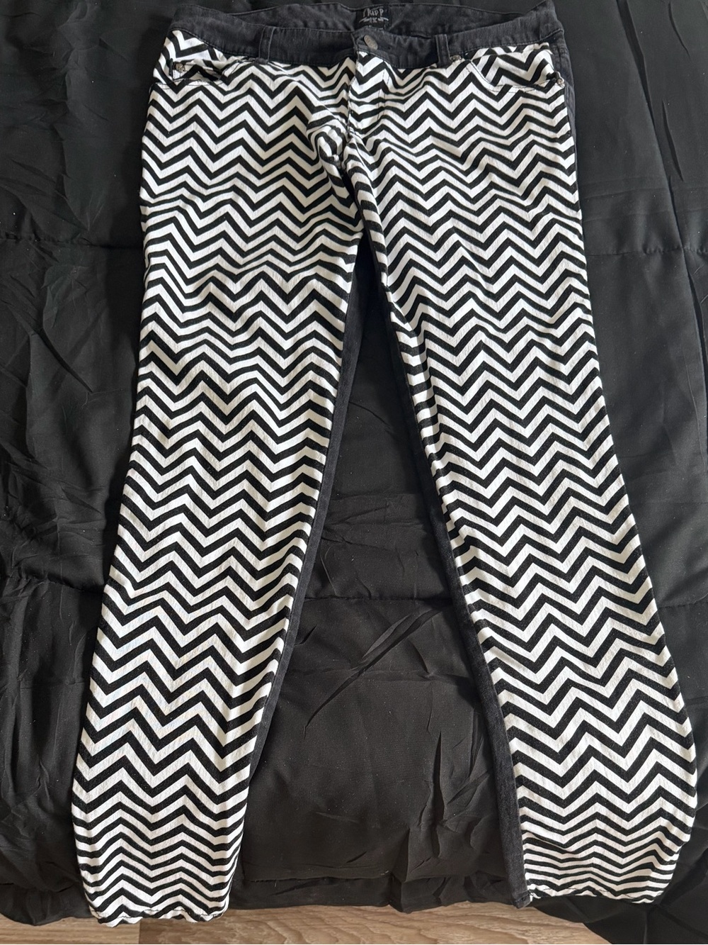 Tripp NYC chevron/black skinny jeans- size 13
